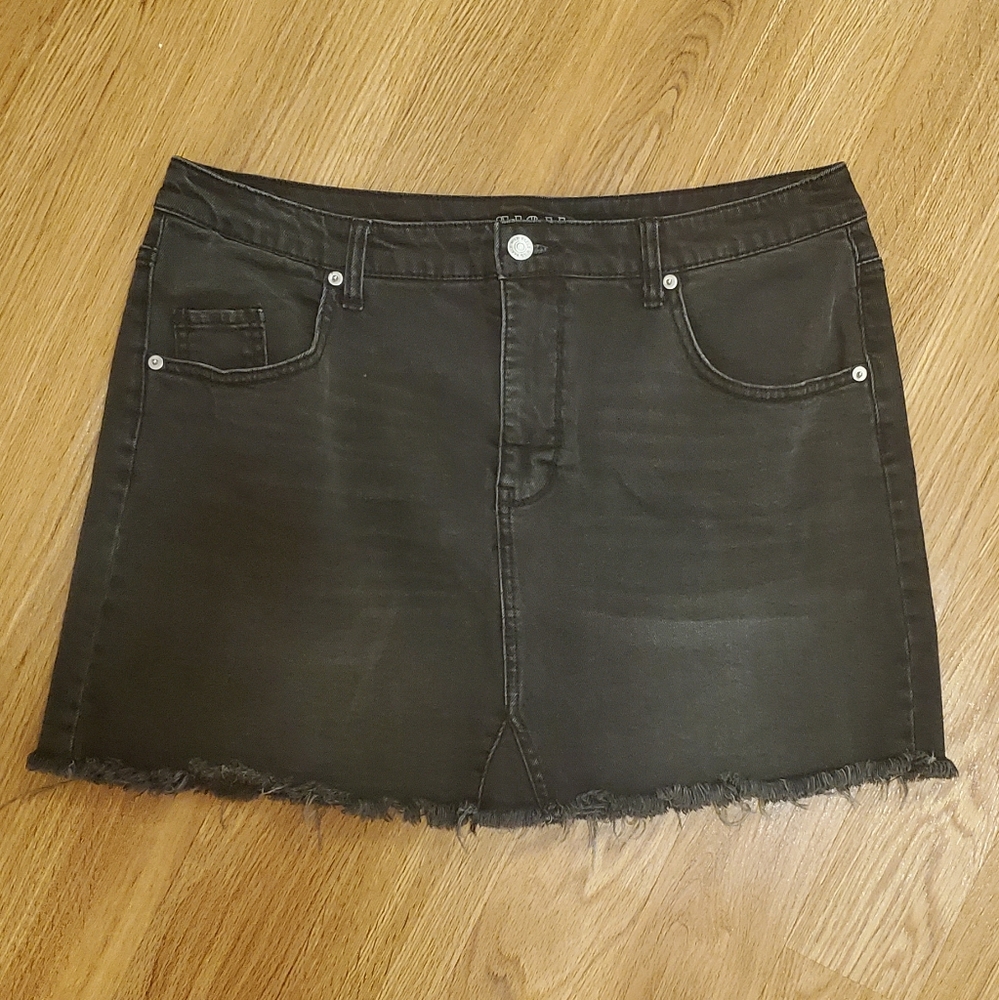 Wild fable black denim skirt